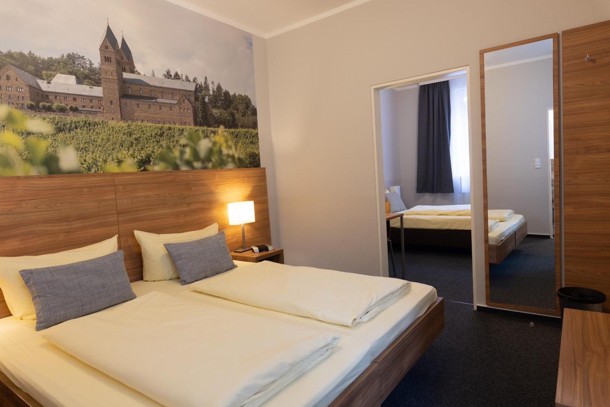 Zur Lindenau Hotel Rüdesheim am Rhein Kültér fotó