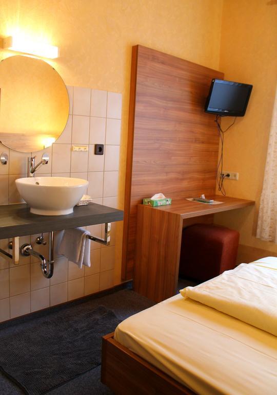 Zur Lindenau Hotel Rüdesheim am Rhein Kültér fotó