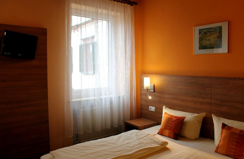 Zur Lindenau Hotel Rüdesheim am Rhein Kültér fotó