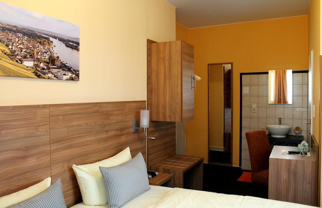 Zur Lindenau Hotel Rüdesheim am Rhein Kültér fotó